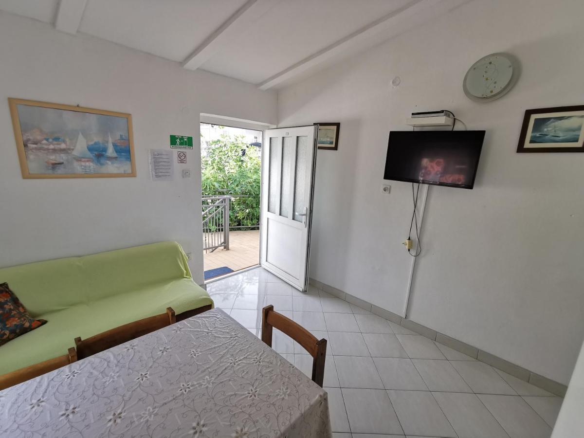 Apartment Marica Lukovo Bagian luar foto